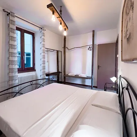 Apartment Try On With Balcony *